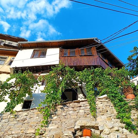 Bobevata Guest House - Floor 1 - Stunning View Old Town Veliko Tŭrnovo Exterior foto
